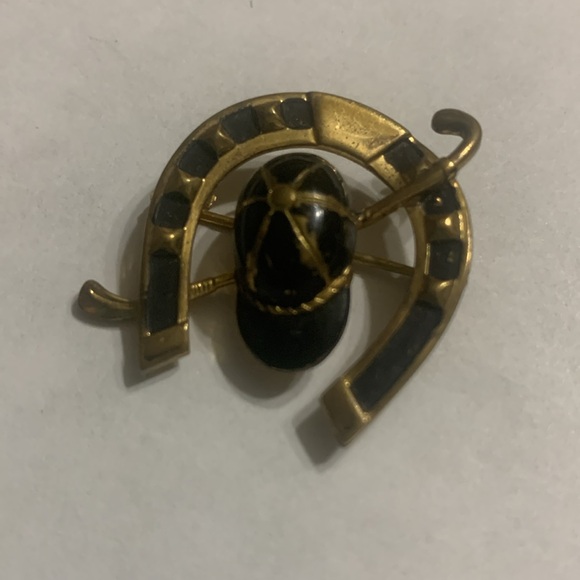 VERY OLD ANTIQUE.. Equestrian Brooch / Pin - Picture 2 of 5
